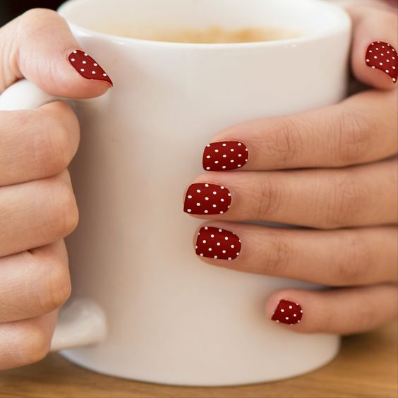 Small dot nail design Summer